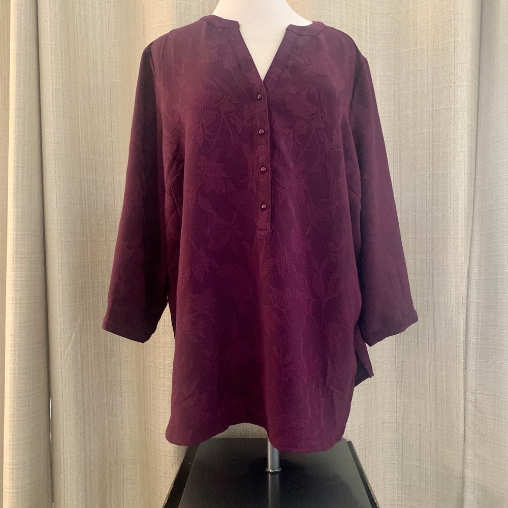 Sara Michelle Plus Size 2 Blouse Burgundy Brocade Floral Print NWOT